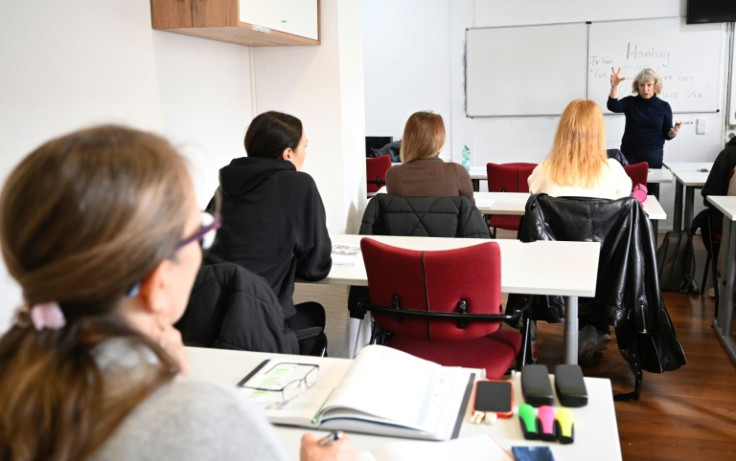 Muchos de los estudiantes se enfrentan a la frustración de que sus cualificaciones profesionales no sean reconocidas en Alemania.
