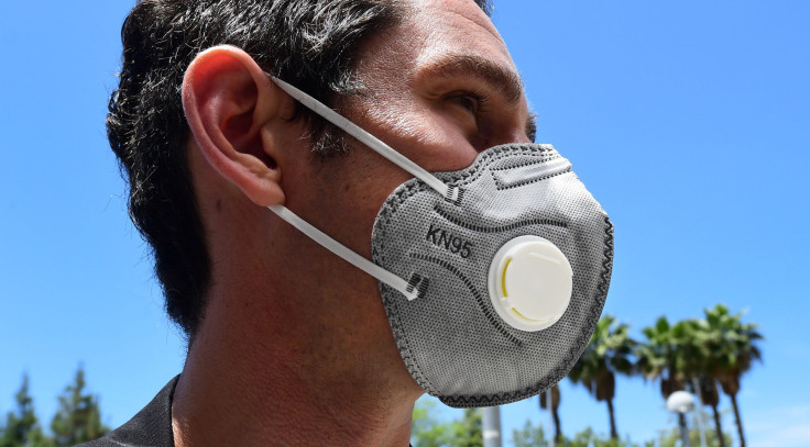 KN95 vs. Máscaras N95: ¿Cuál es la diferencia y cómo ayudan a combatir el COVID-19?