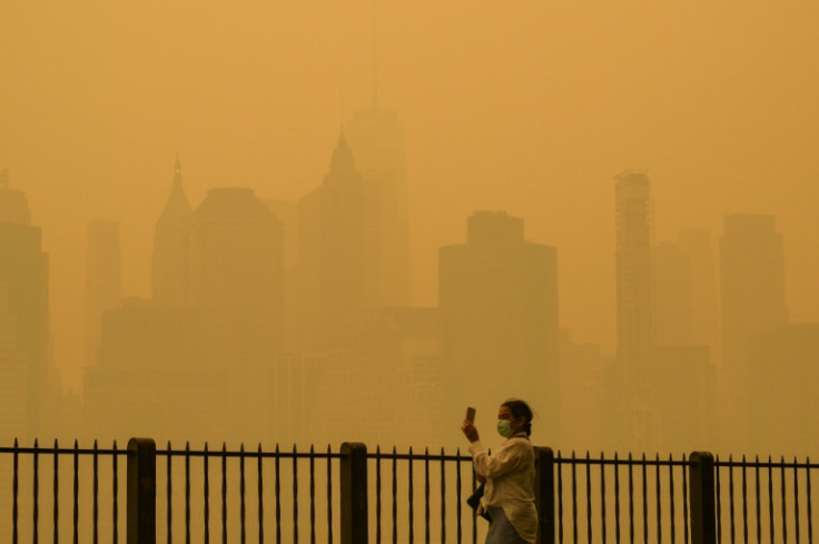Incendios forestales en Canadá envuelven a Nueva York en un smog amarillo