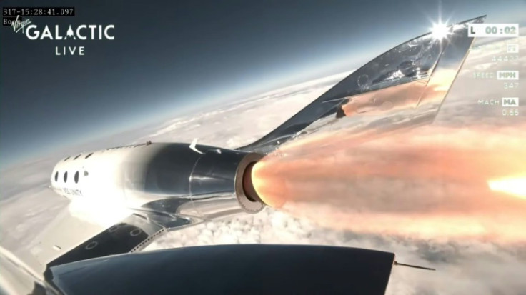 El primer vuelo de turismo espacial de Virgin Galactic incluirá un dúo de madre e hija del Caribe