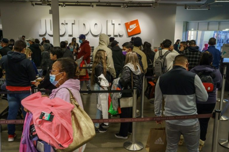 Las ventas minoristas totales en Estados Unidos en noviembre fueron más de un 18 por ciento más altas que hace un año.