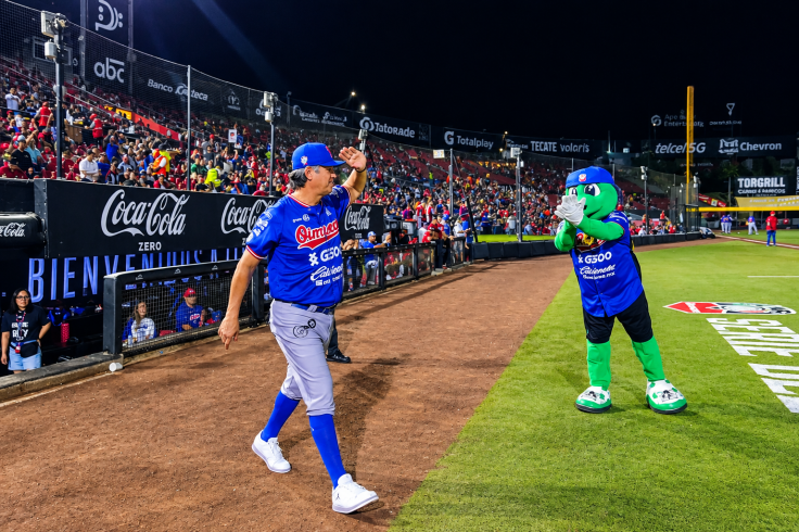 Una actuación dominante de Austin Warner y un ataque oportuno